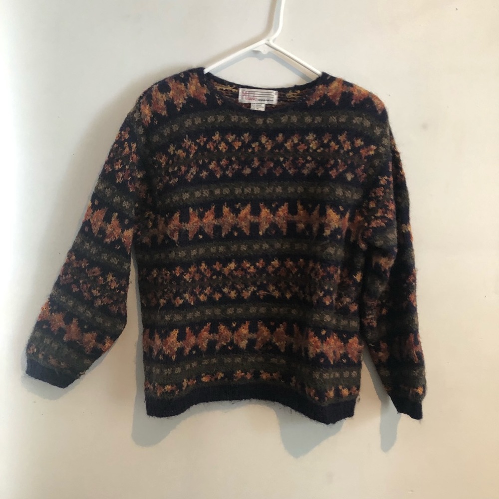 Milano, multi colored sweater with navy back ground, M